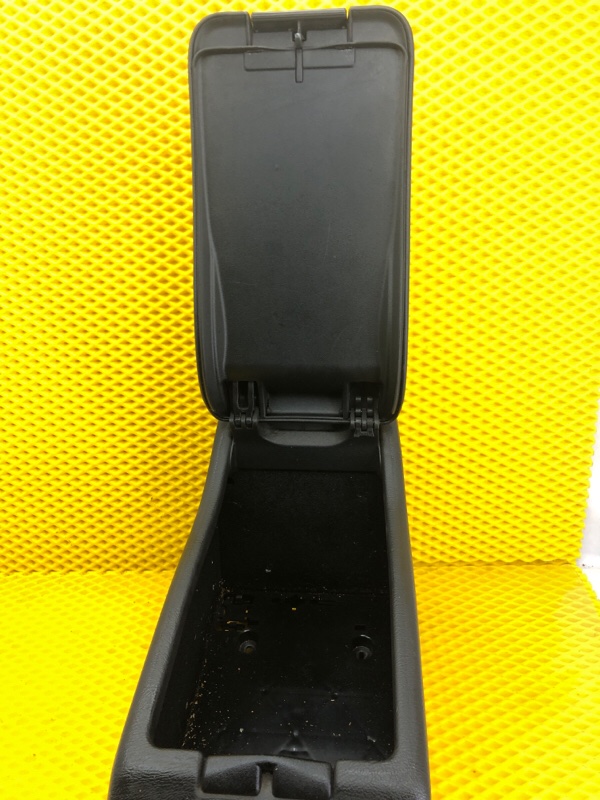 Подлокотник+центральная консоль Mercedes-Benz E-Class 15.04.1998 W210