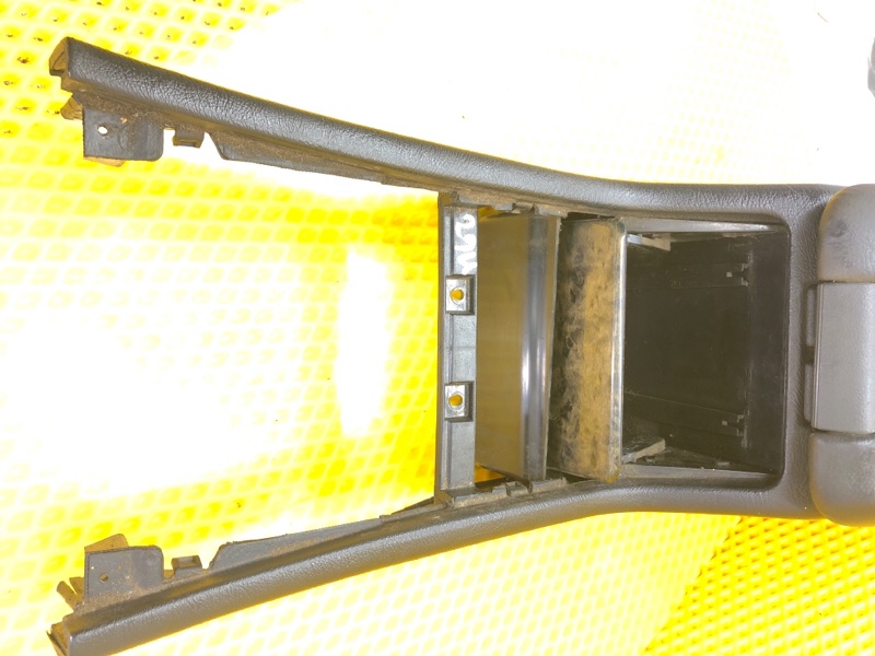 Подлокотник+центральная консоль Mercedes-Benz E-Class 15.04.1998 W210