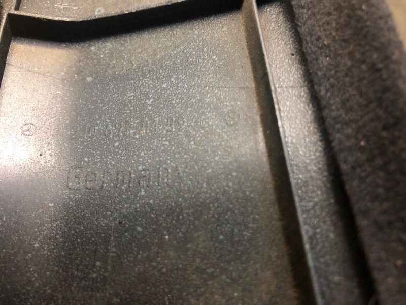 Обшивка передней стойки левая Mercedes-Benz E-Class 15.04.1998 W210