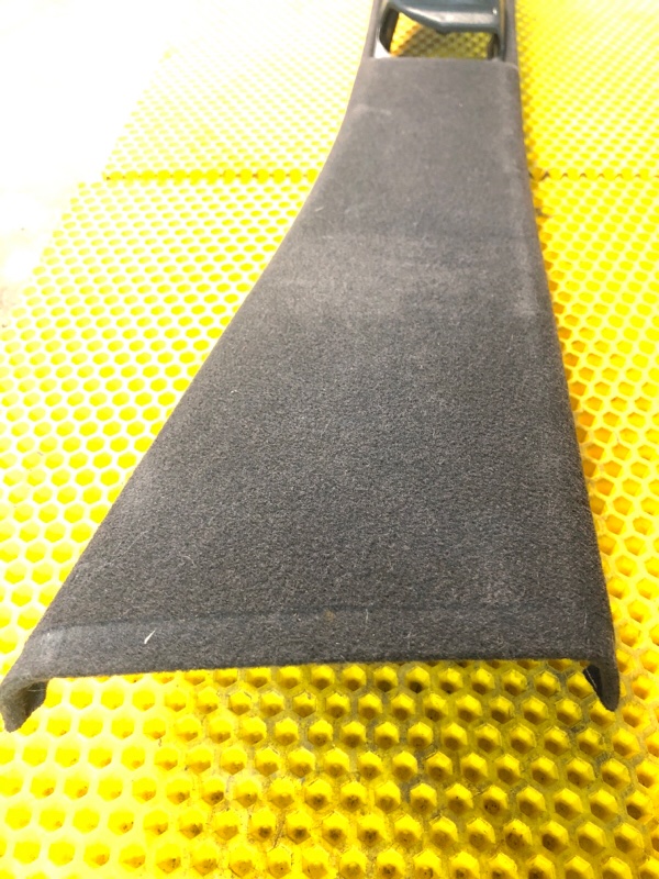 Обшивка центральной стойки правая Mercedes-Benz E-Class 15.04.1998 W210