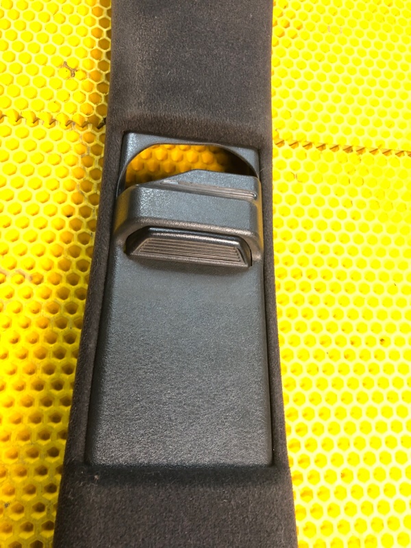 Обшивка центральной стойки левая Mercedes-Benz E-Class 15.04.1998 W210