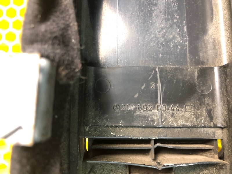 Обшивка центральной стойки левая Mercedes-Benz E-Class 15.04.1998 W210