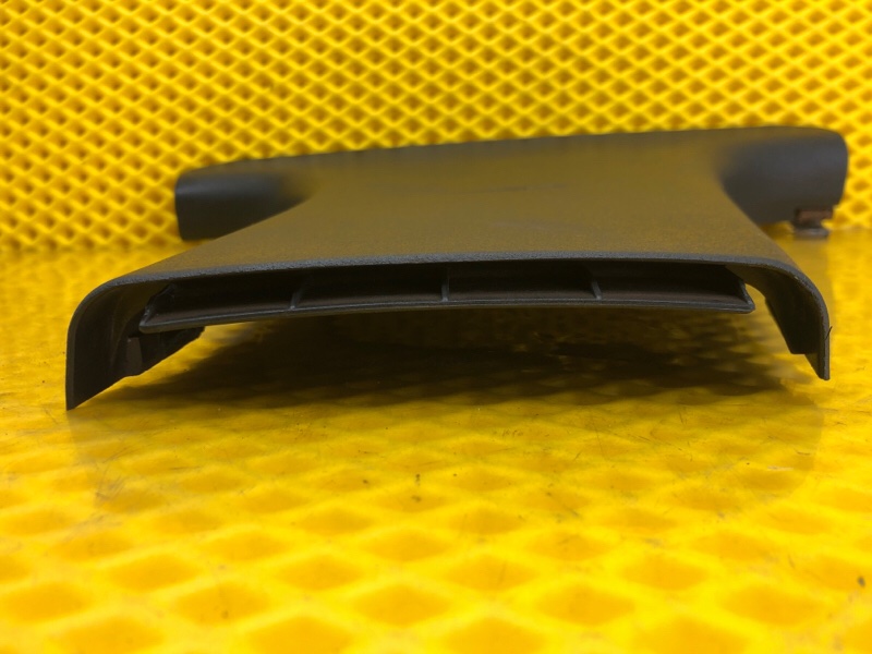 Обшивка стойки правой средняя нижняя Mercedes-Benz E-Class 15.04.1998 W210