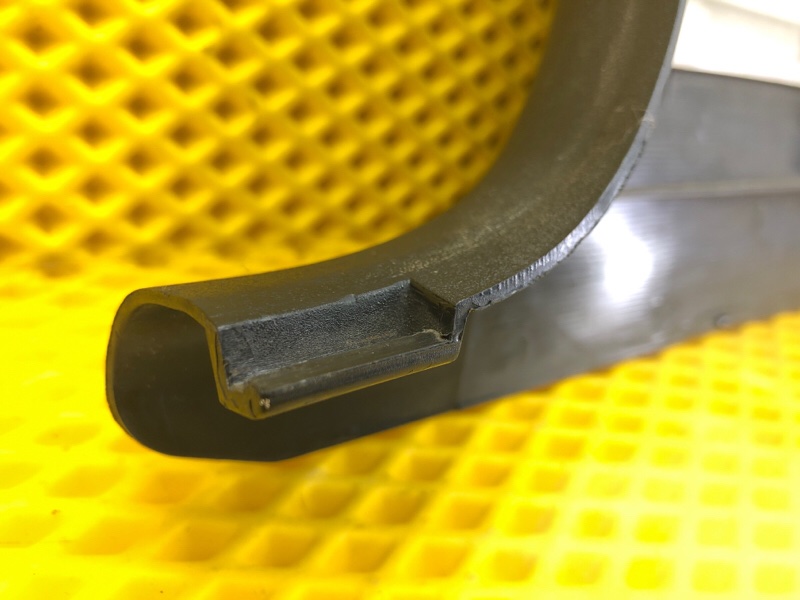 Обшивка стойки левой средняя нижняя Mercedes-Benz E-Class 15.04.1998 W210