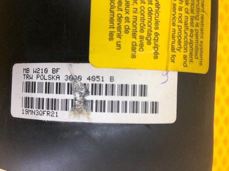 Подушка безопасности пассажира Mercedes-Benz E-Class 15.04.1998 W210