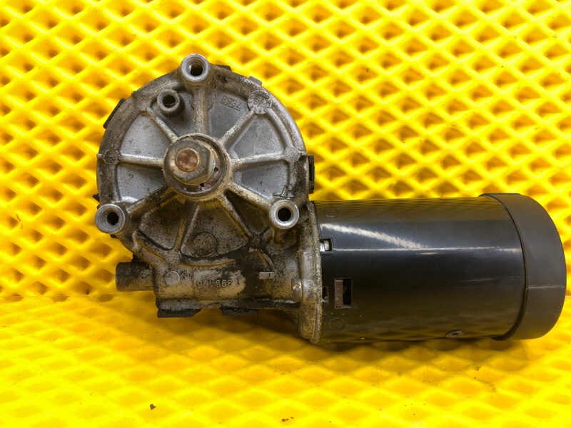 Моторчик стеклоочистителя Mercedes-Benz E-Class 15.04.1998 W210