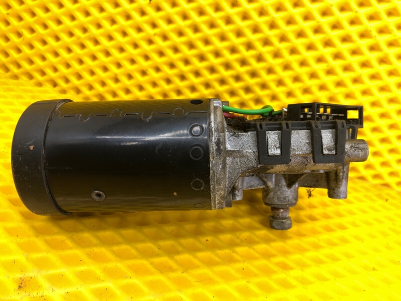 Моторчик стеклоочистителя Mercedes-Benz E-Class 15.04.1998 W210