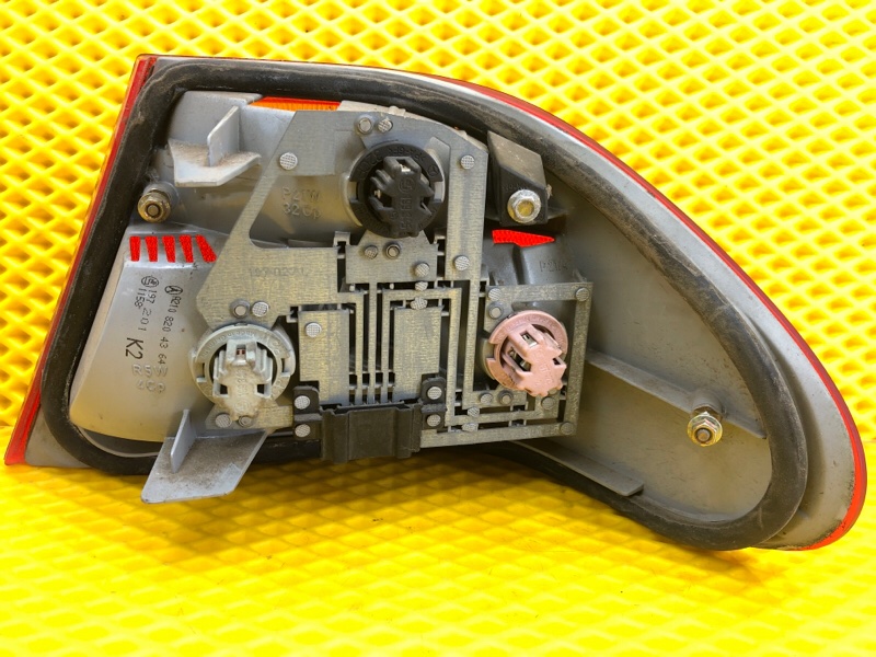 Фонарь Mercedes-Benz E-Class 15.04.1998 W210