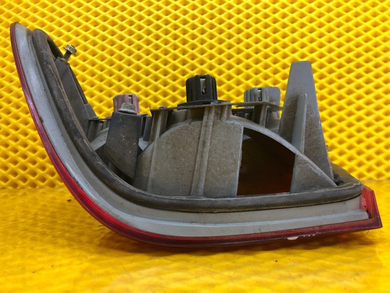 Фонарь Mercedes-Benz E-Class 15.04.1998 W210