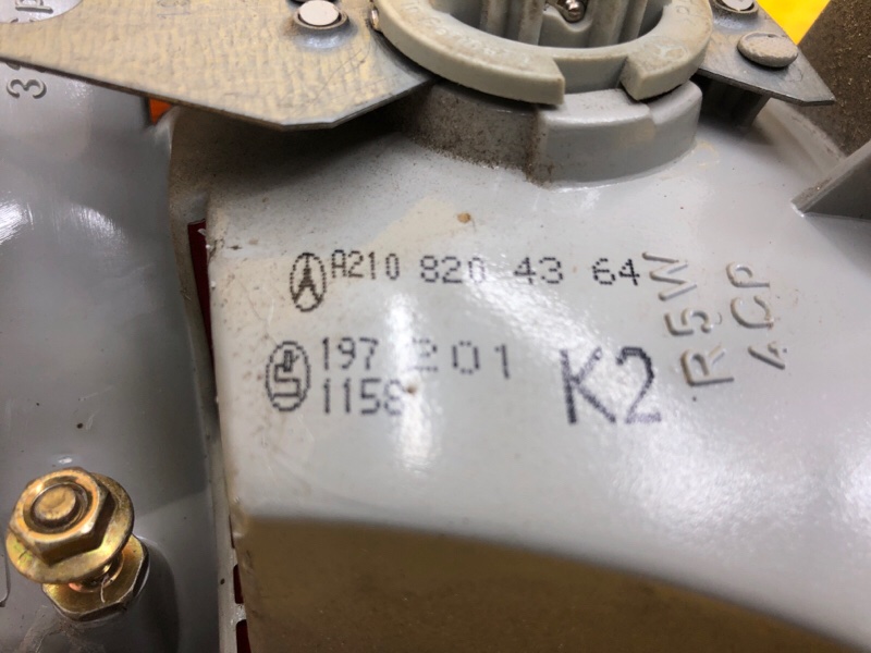 Фонарь Mercedes-Benz E-Class 15.04.1998 W210