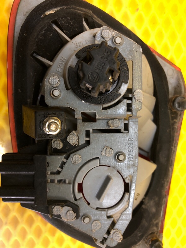 Фонарь крышки багажника правый Mercedes-Benz E-Class 15.04.1998 W210