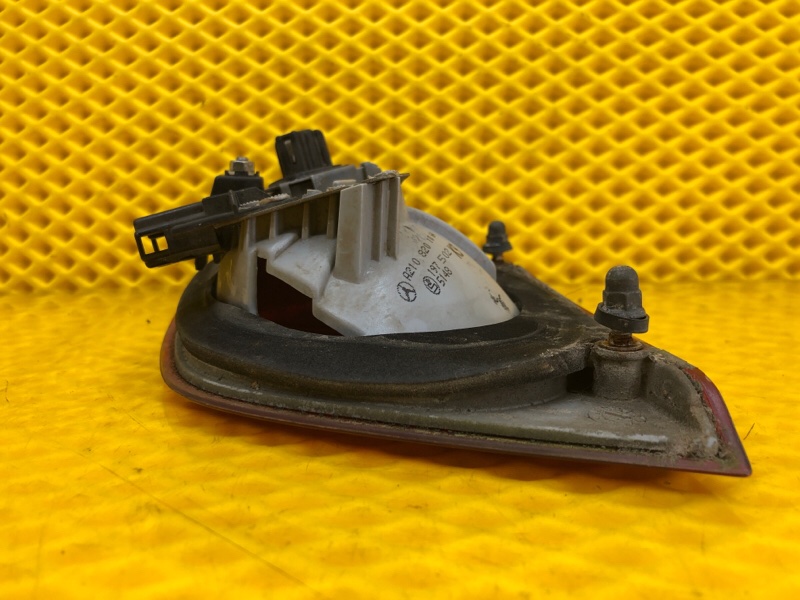 Фонарь крышки багажника правый Mercedes-Benz E-Class 15.04.1998 W210