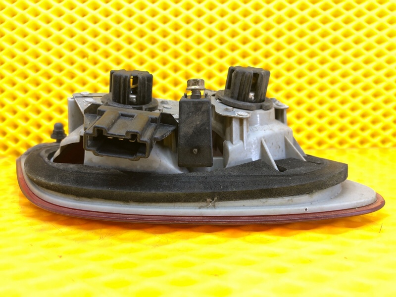 Фонарь крышки багажника левый Mercedes-Benz E-Class 15.04.1998 W210