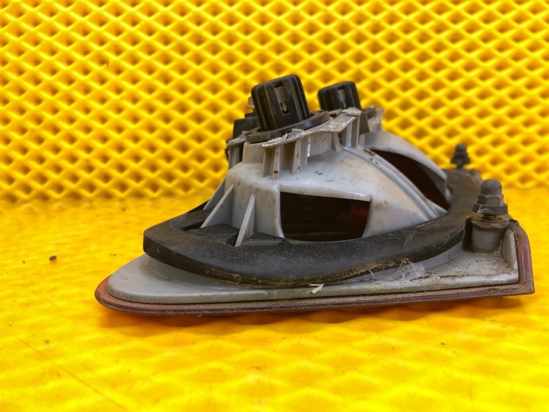 Фонарь крышки багажника левый Mercedes-Benz E-Class 15.04.1998 W210