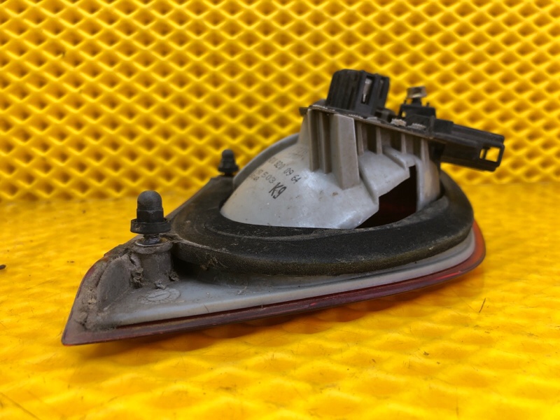 Фонарь крышки багажника левый Mercedes-Benz E-Class 15.04.1998 W210