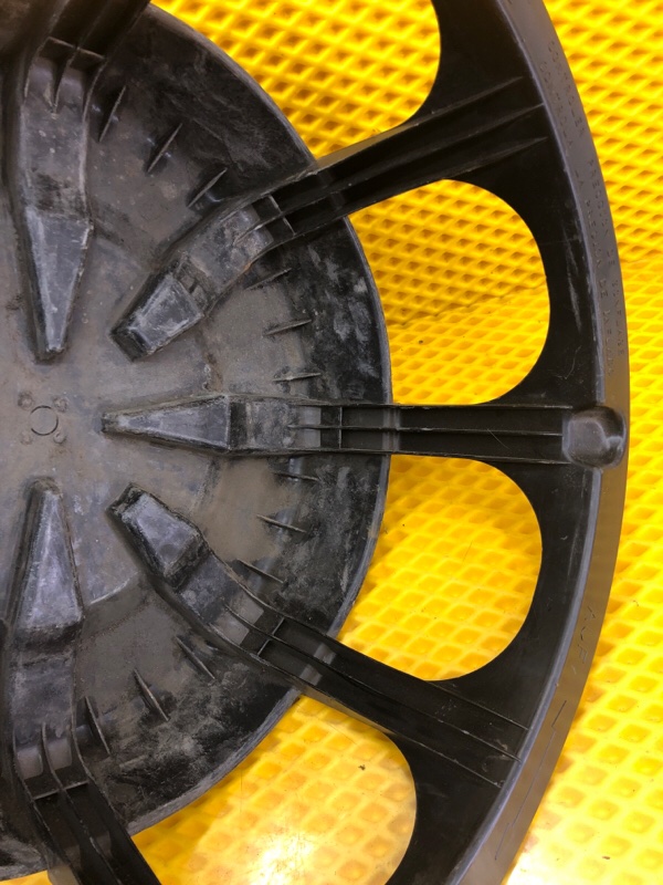 Крепление запасного колеса Mercedes-Benz E-Class 15.04.1998 W210