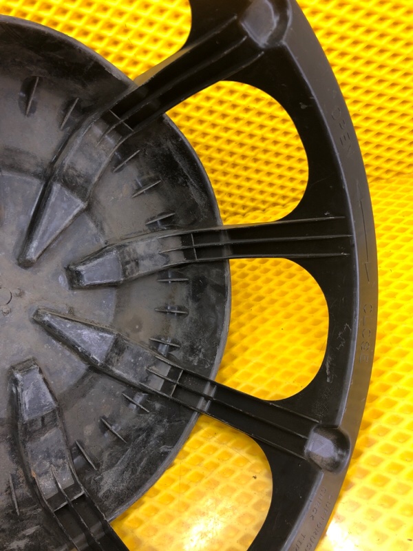 Крепление запасного колеса Mercedes-Benz E-Class 15.04.1998 W210