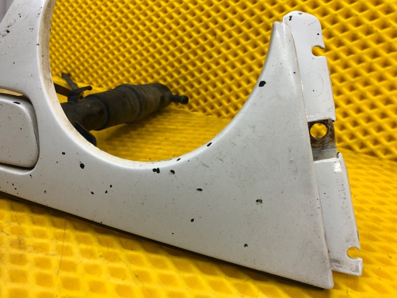 Планка под фару Mercedes-Benz E-Class 15.04.1998 W210