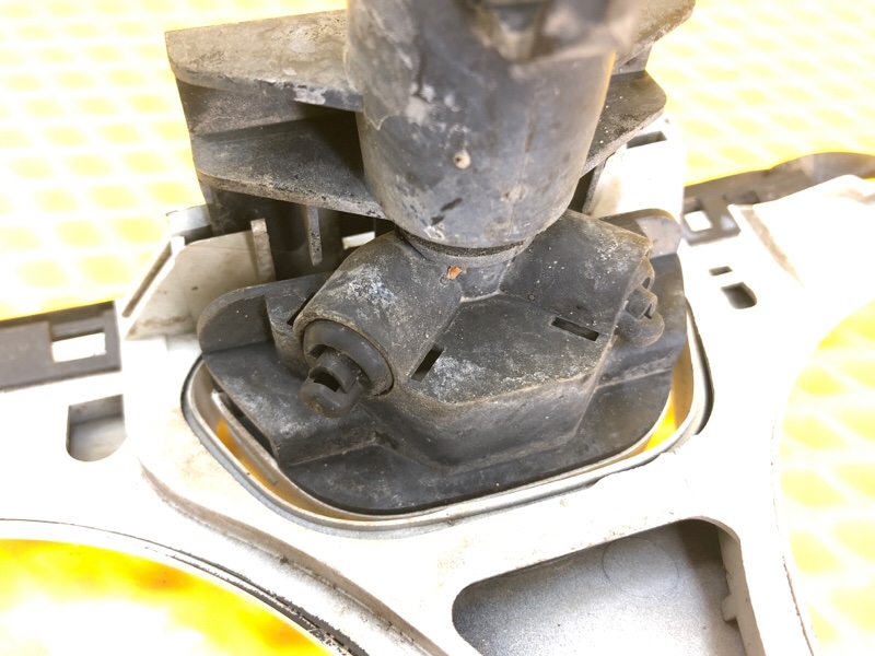 Планка под фару Mercedes-Benz E-Class 15.04.1998 W210