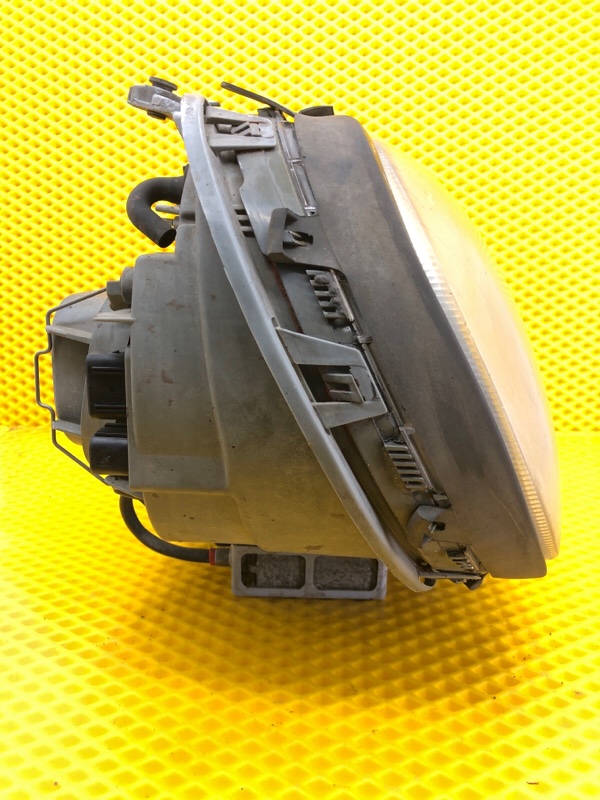 Фара передняя правая Mercedes-Benz E-Class 15.04.1998 W210