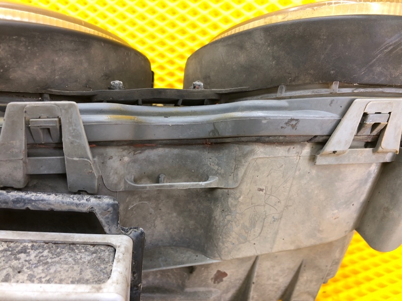 Фара передняя правая Mercedes-Benz E-Class 15.04.1998 W210