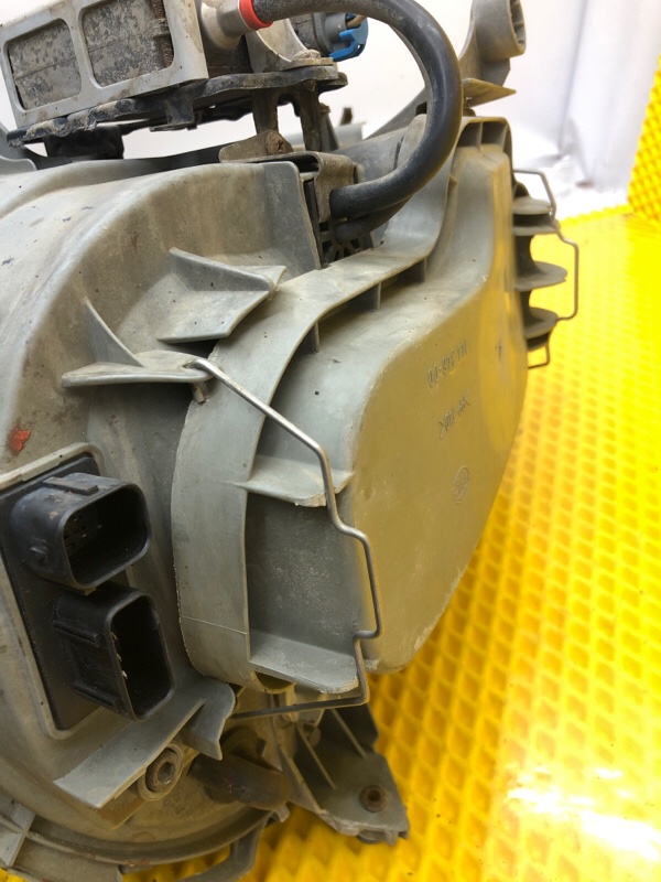 Фара передняя правая Mercedes-Benz E-Class 15.04.1998 W210