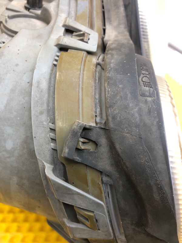 Фара левая Mercedes-Benz E-Class 15.04.1998 W210