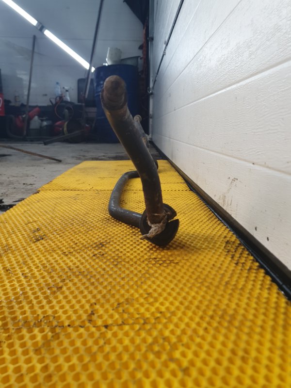 Стабилизатор Mercedes-Benz E-Class 15.04.1998 W210