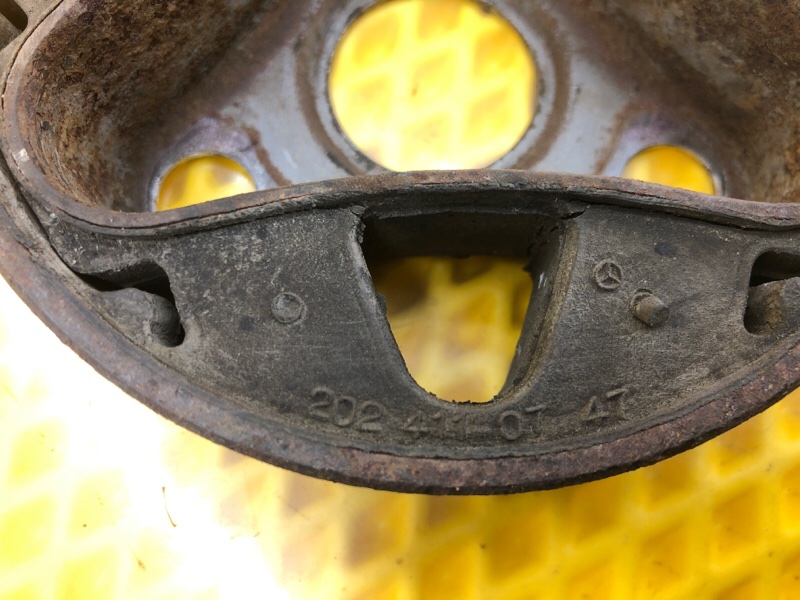 Муфта карданного вала Mercedes-Benz E-Class 15.04.1998 W210