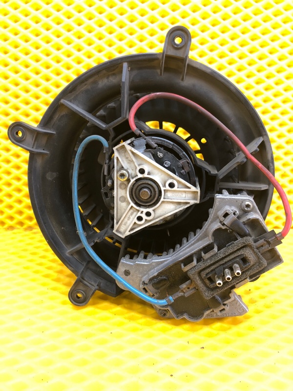 Мотор отопителя (вентилятор печки Mercedes-Benz E-Class 15.04.1998 W210