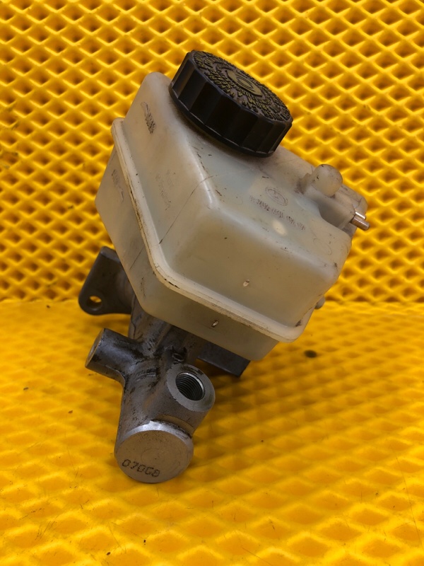 Главный тормозной цилиндр Mercedes-Benz E-Class 15.04.1998 W210