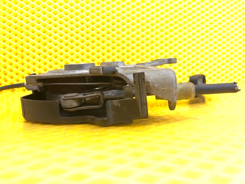 Педаль стояночного тормоза Mercedes-Benz E-Class 15.04.1998 W210