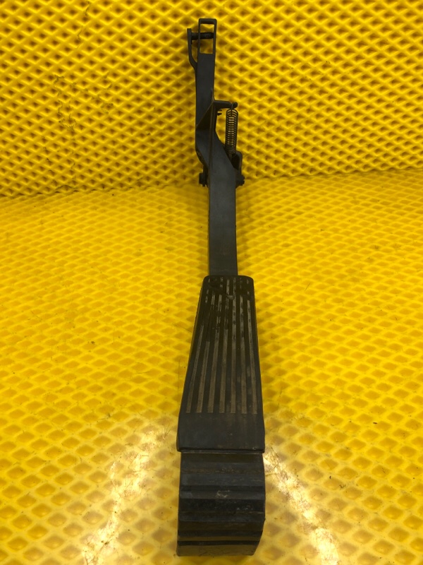 Педаль газа Mercedes-Benz E-Class 15.04.1998 W210