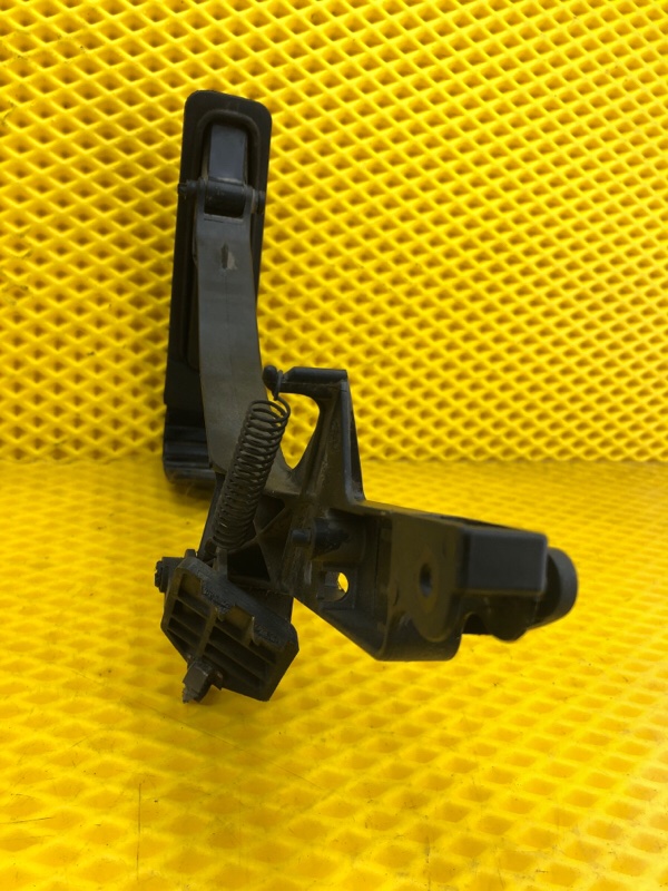 Педаль газа Mercedes-Benz E-Class 15.04.1998 W210