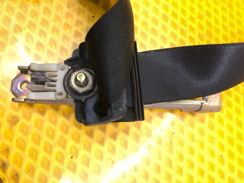 Ремень безопасности передний правый Mercedes-Benz E-Class 15.04.1998 W210