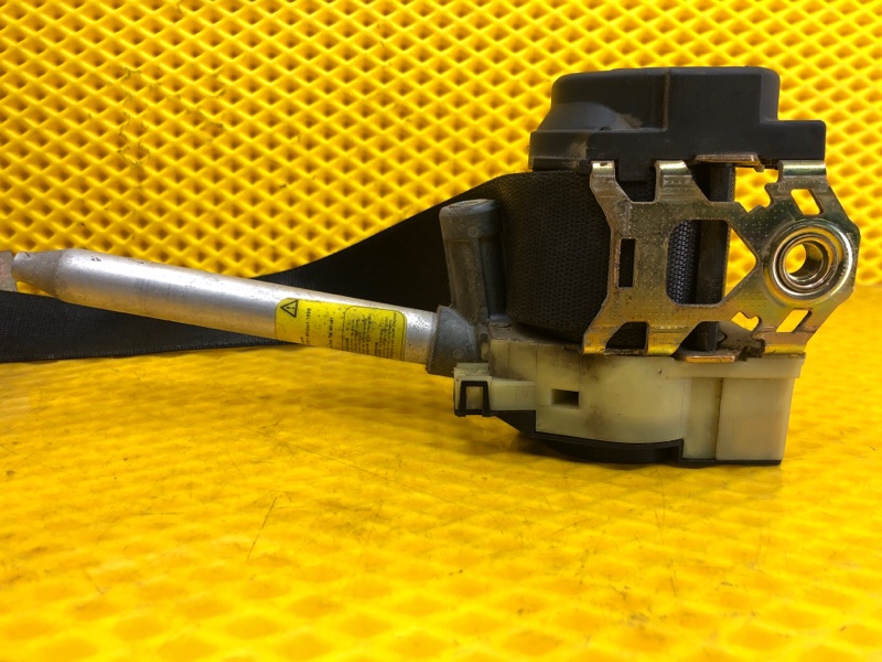 Ремень безопасности передний левый Mercedes-Benz E-Class 15.04.1998 W210