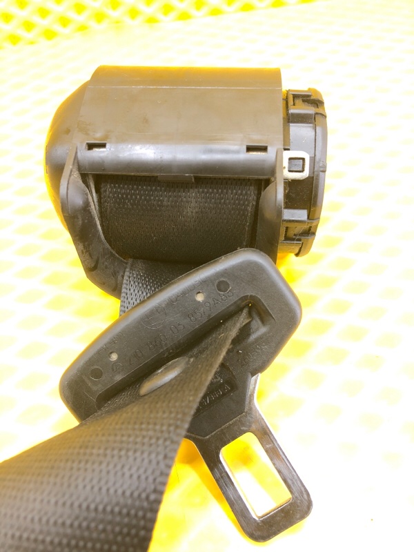 Ремень безопасности задний левый Mercedes-Benz E-Class 15.04.1998 W210