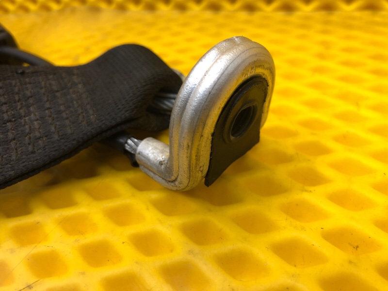 Замок ремня безопасности (ответная часть) Mercedes-Benz E-Class 15.04.1998 W210