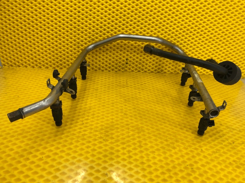 Топливная рампа Mercedes-Benz E-Class 15.04.1998 W210