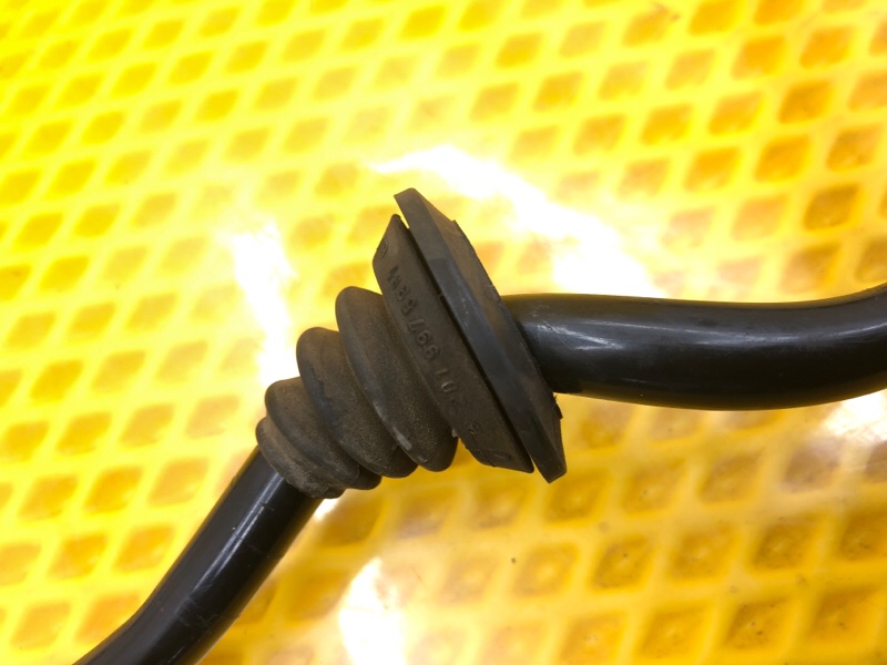 Трубка вакуумная Mercedes-Benz E-Class 15.04.1998 W210