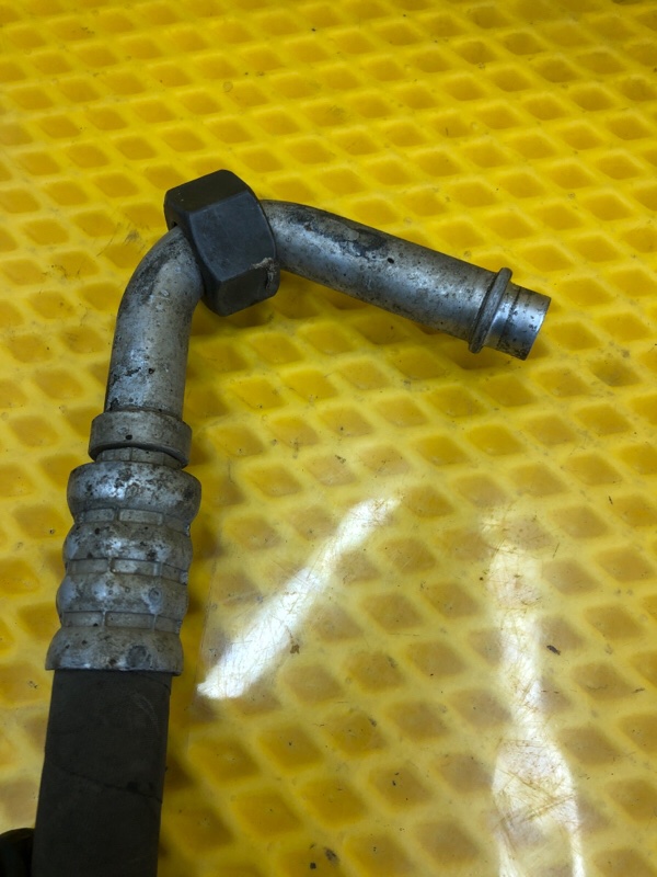 Трубка кондиционера Mercedes-Benz E-Class 15.04.1998 W210