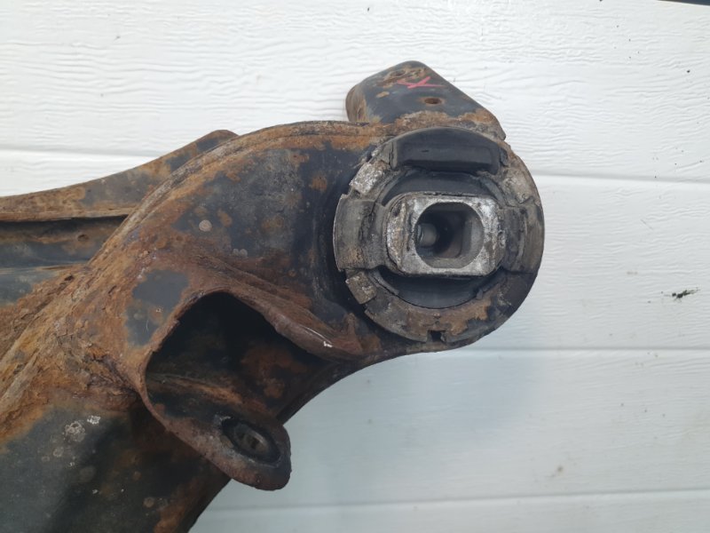 Подрамник Mercedes-Benz E-Class 15.04.1998 W210