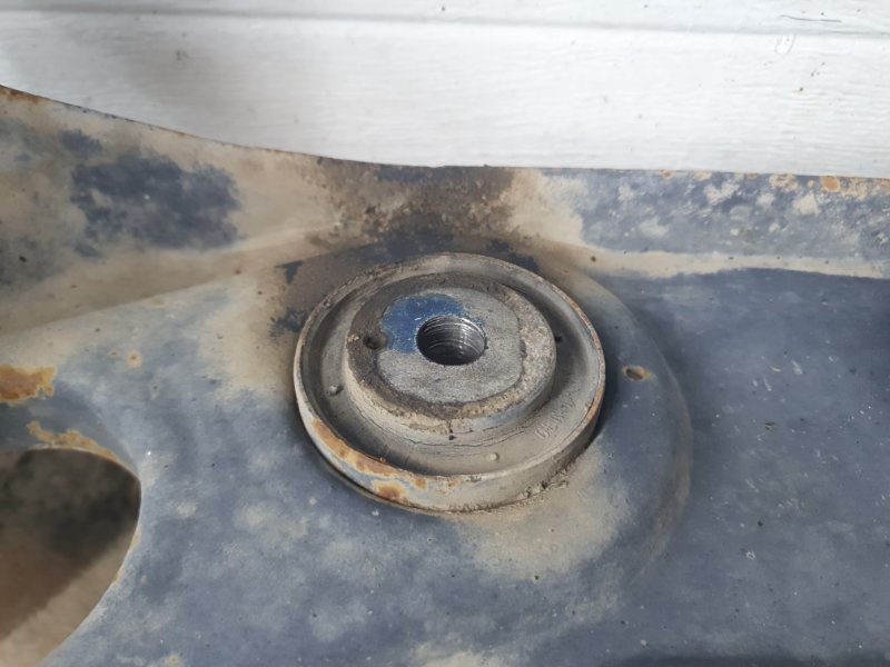 Подрамник Mercedes-Benz E-Class 15.04.1998 W210