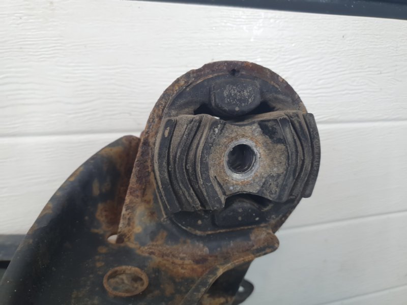 Подрамник Mercedes-Benz E-Class 15.04.1998 W210