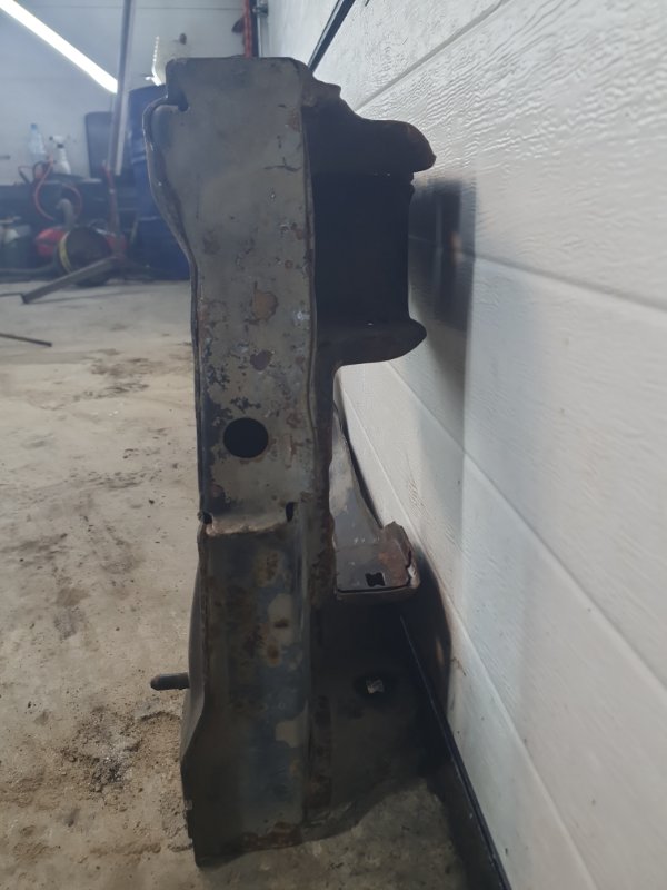 Балка подмоторная (подрамник) Mercedes-Benz E-Class 15.04.1998 W210