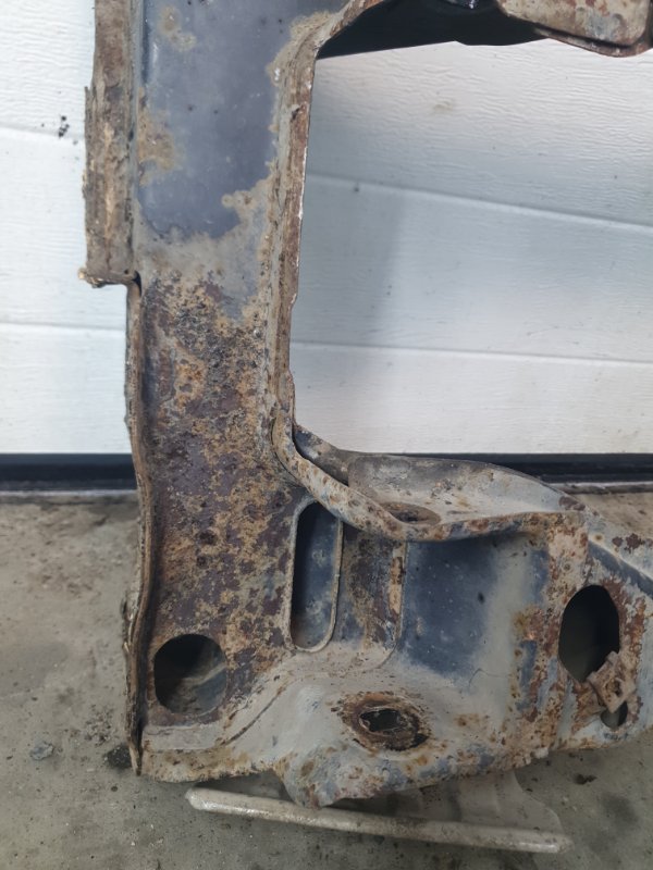 Балка подмоторная (подрамник) Mercedes-Benz E-Class 15.04.1998 W210