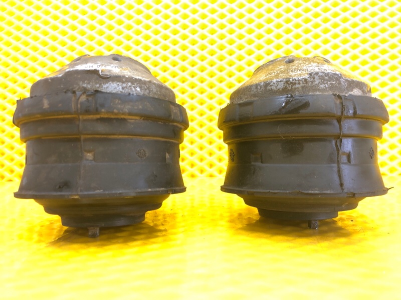 Подушка двигателя Mercedes-Benz E-Class 15.04.1998 W210