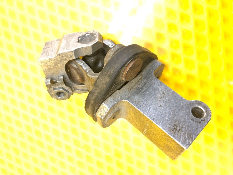 Рулевой карданчик Mercedes-Benz E-Class 15.04.1998 W210