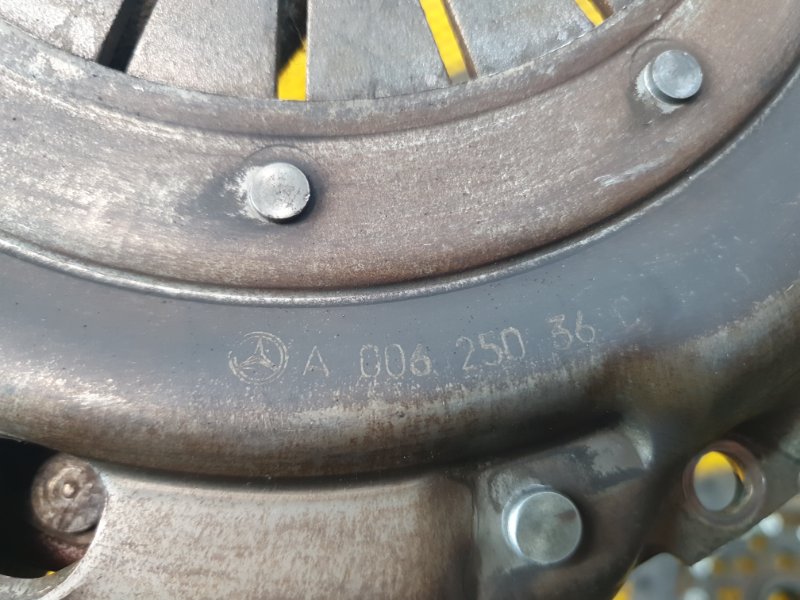 Маховик + комплект сцепления Mercedes-Benz E-Class 15.04.1998 W210