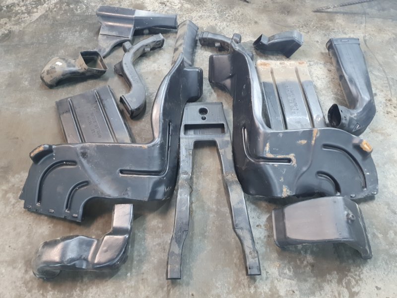 Воздуховод Mercedes-Benz E-Class 15.04.1998 W210